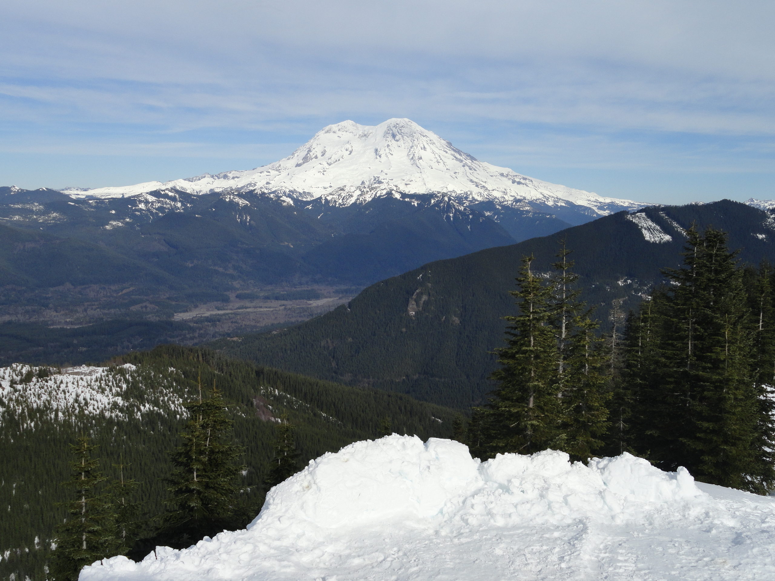 High Hut — Snowshoe to a heavenly hut in the shadow of Rainier HIke of the Week